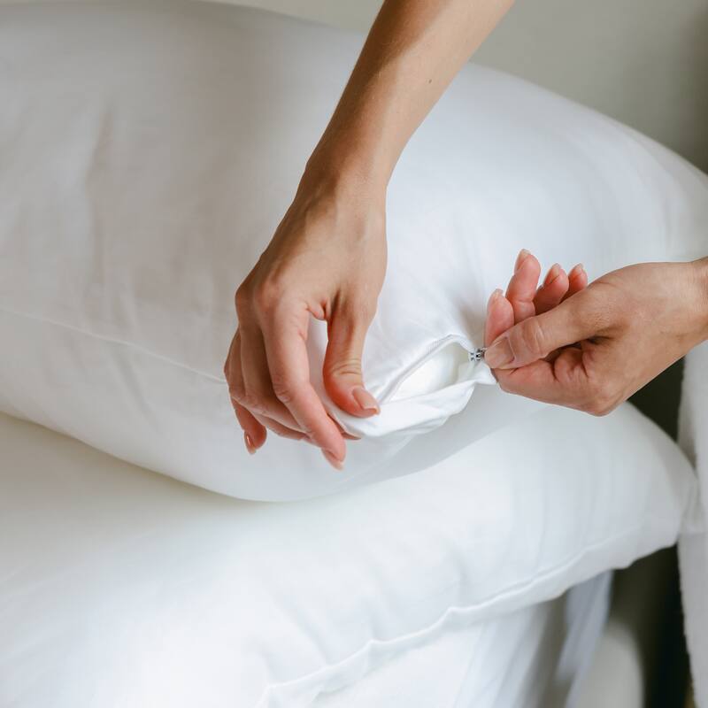 Jennifer Adams Hypoallergenic 2-Pack Pillow Protector Set