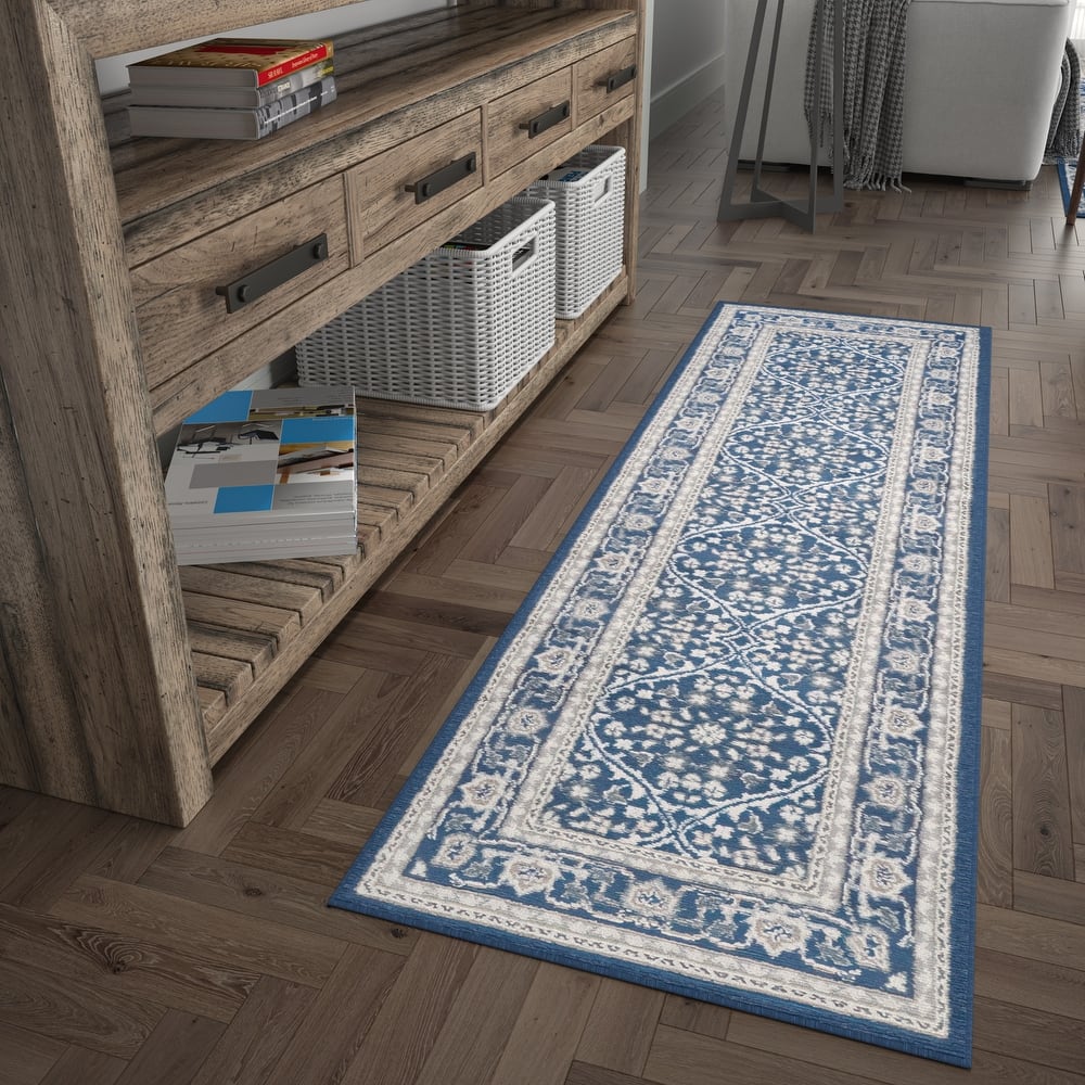 Carrington Traditional Oriental Indoor Area Rug
