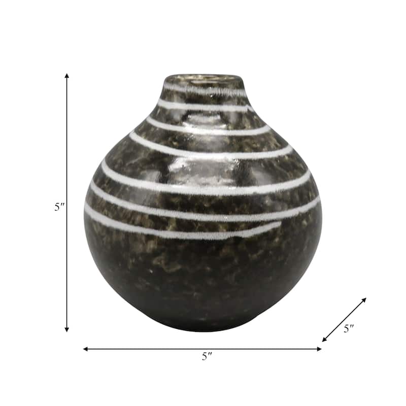 Sagebrook Home's Ceramic Vase - Timeless Elegance for Modern Living - Perfect Accent Piece for Any Room