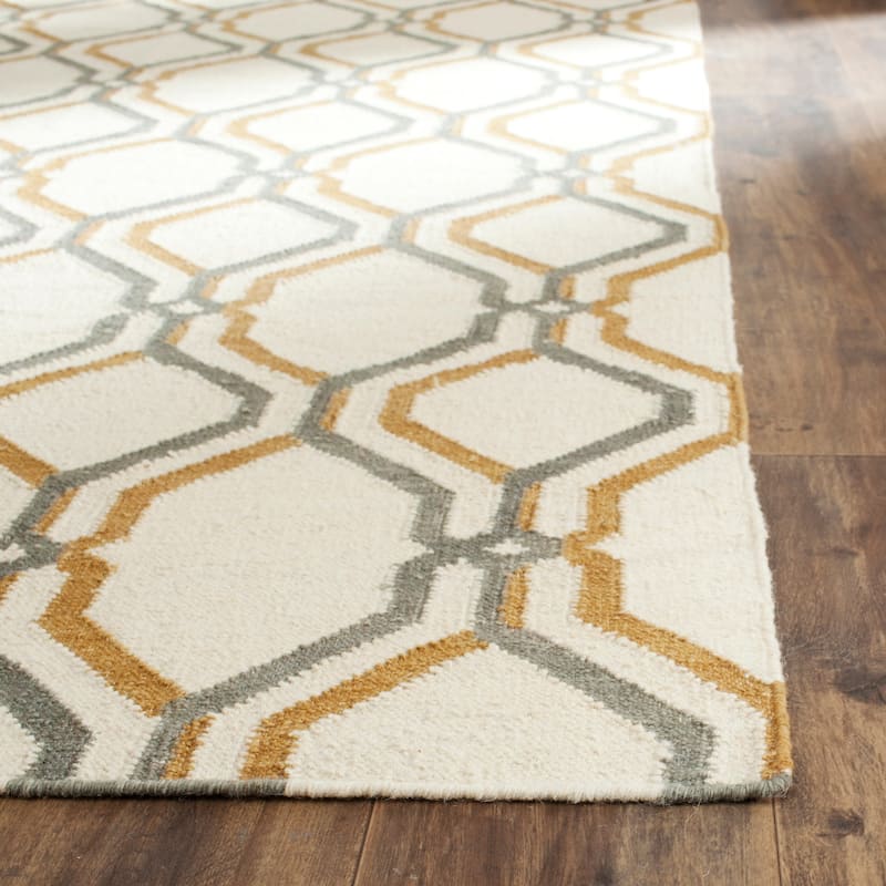 SAFAVIEH Handmade Flatweave Dhurries Phillipa Modern Wool Rug