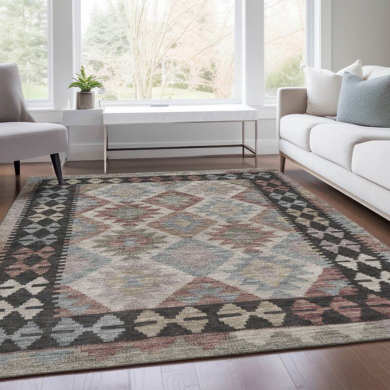 Machine Washable Indoor/ Outdoor Boho Global Chantille Rug