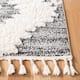 SAFAVIEH Moroccan Tassel Shag Iulieana Boho Tribal 2-inch Thick Rug