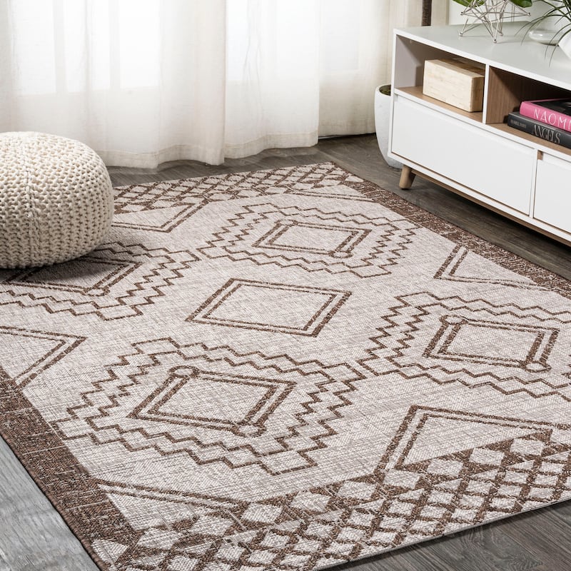 JONATHAN Y Carwa Diamond Tribal Medallion Indoor/Outdoor Area Rug