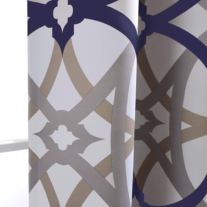 Carson Carrington Jarvenpaa Geo Trellis Pattern Tie-up Shade