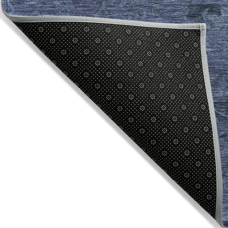 Machine Washable Indoor/ Outdoor Vintage Traditional Chantille Rug