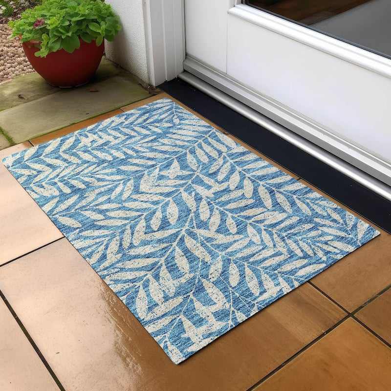 Machine Washable Indoor/ Outdoor Chantille Palm Rug - Teal - 1'8" x 2'6"