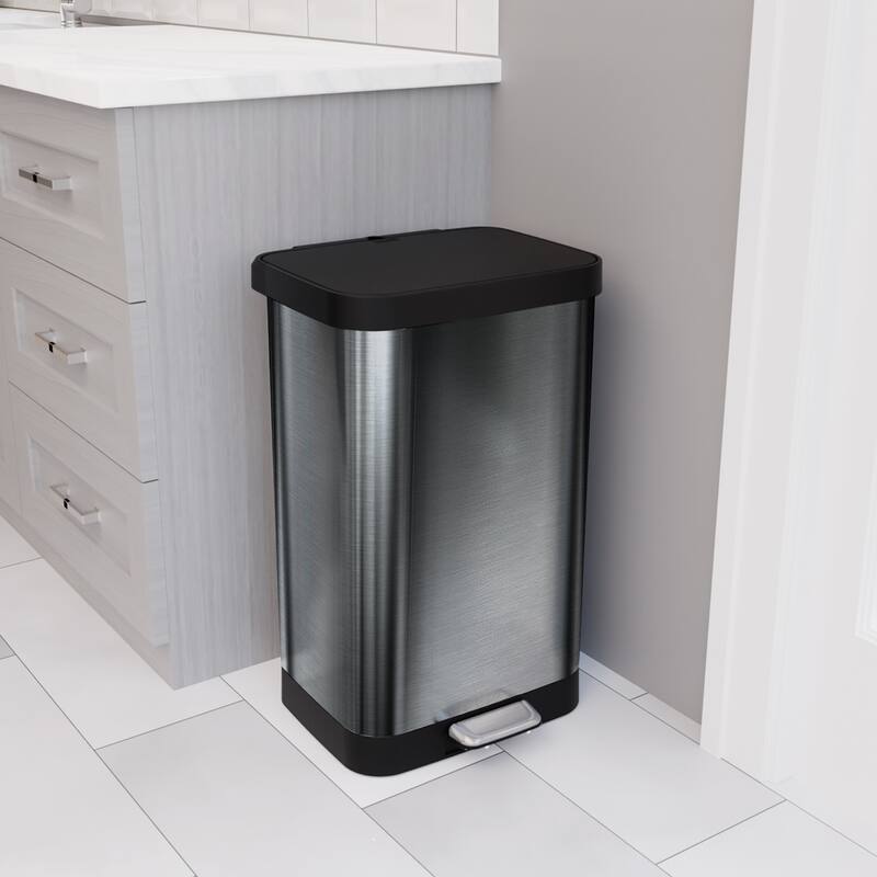 Glad Pewter Stainless Steel Step-on Kitchen Trash Can