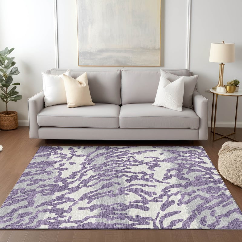Machine Washable Indoor/ Outdoor Chantille Animal Print Abstract Rug