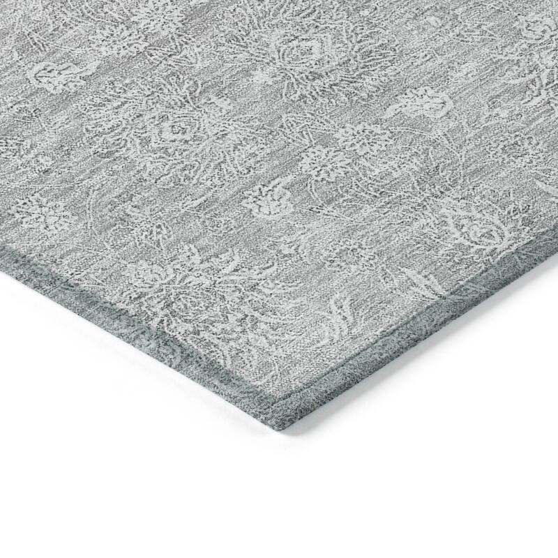 Machine Washable Indoor/ Outdoor Chantille Traditional Floral Rug