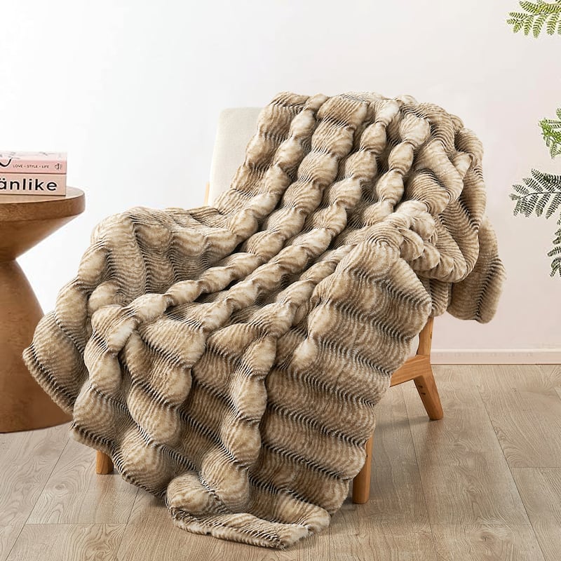 Thick StripeRabbit FauxFur Throw Fuzzy Soft Plush Blanket for Sofa - 50" x 60" - Brown