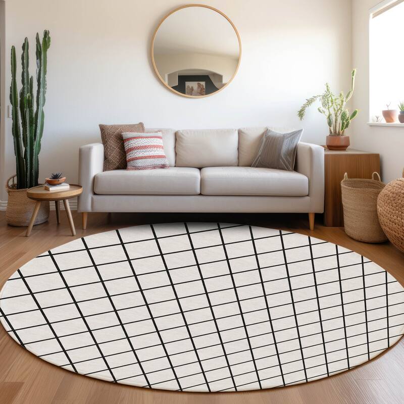 Machine Washable Indoor/ Outdoor Chantille Diamond Trellis Rug