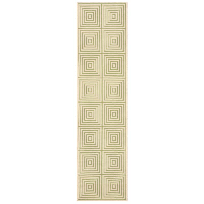SAFAVIEH Linden Loris Indoor/ Outdoor Waterproof Patio Backyard Rug