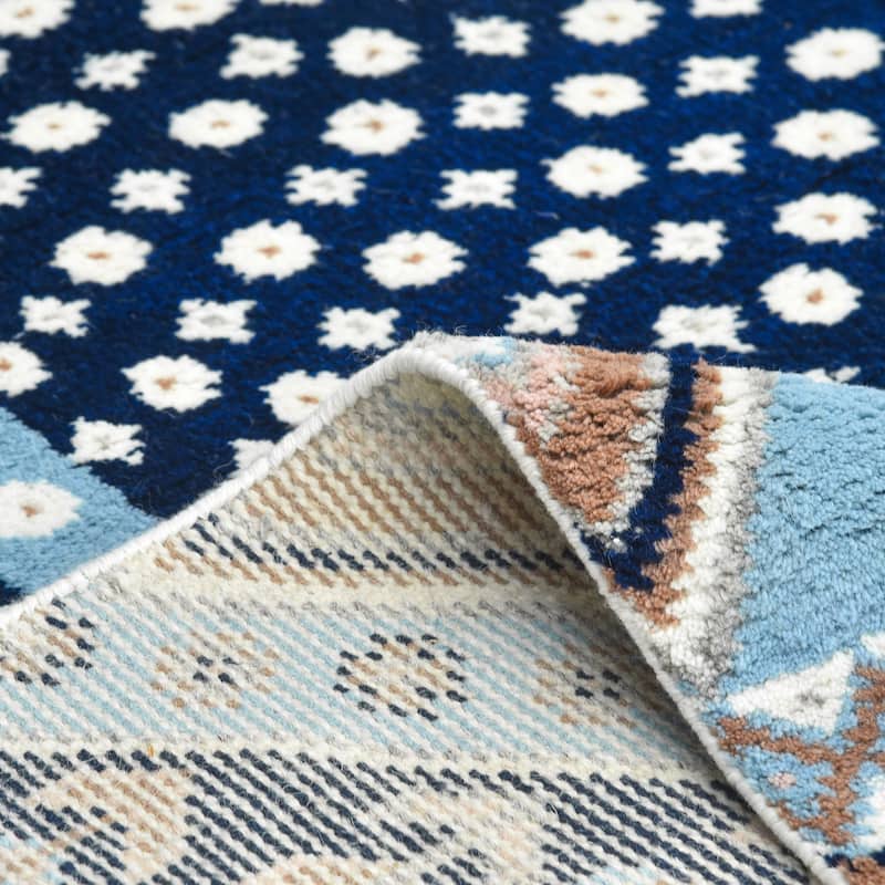 Overton Handmade Modern Contemporary Floral Area Rug