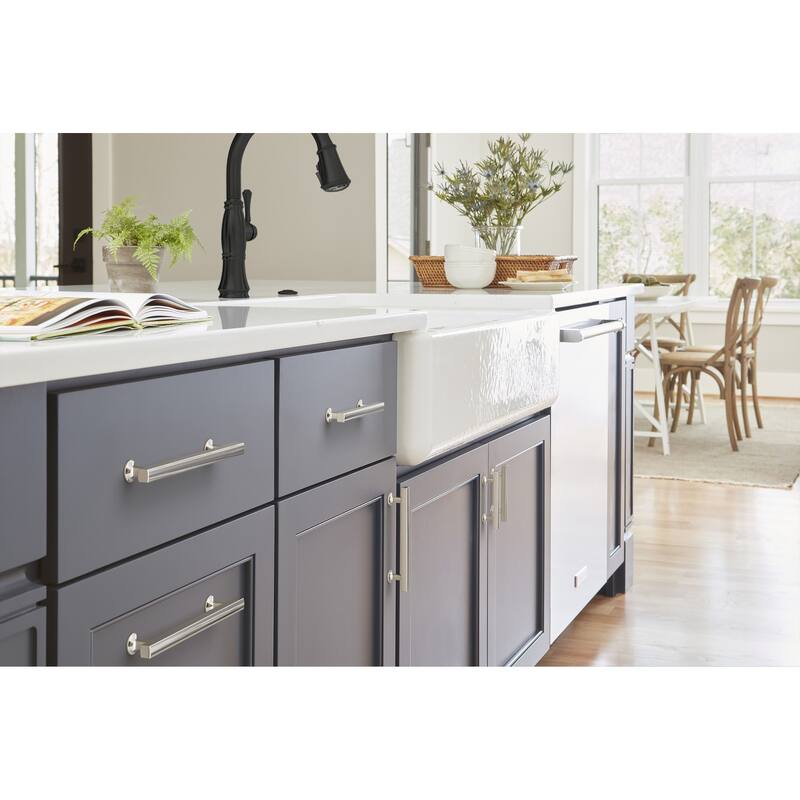 Amerock Everett Kitchen Cabinet Pull Handle