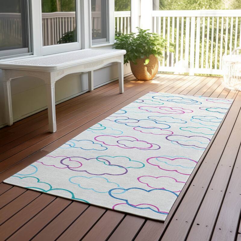 Machine Washable Indoor/ Outdoor Modern Clouds Chantille Rug - Ivory - 2'3" x 7'6"