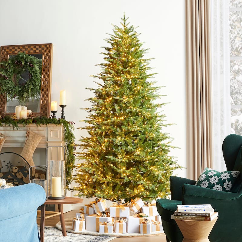 Glitzhome 7.5ft/9ft/11ft Pre-Lit Green Full Fir Artificial Christmas Tree with 1800/2450/3200 LEDs Simple Setup