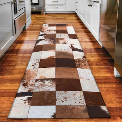 Indoor/ Outdoor Laredo Faux Hide Square Patchwork Washable Area Rug