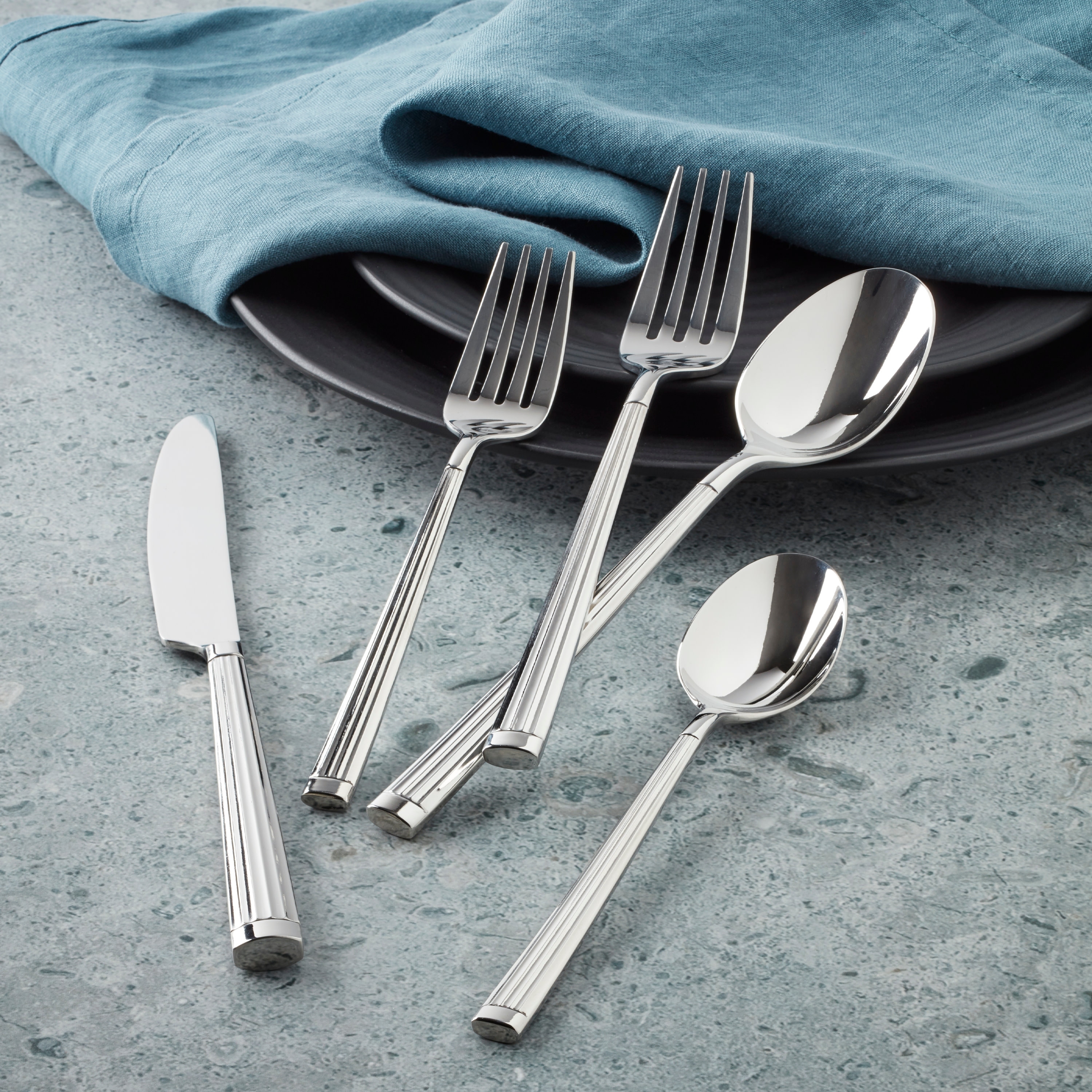 Oneida Robyn 20-Piece Flatware Set - On Sale - Bed Bath & Beyond