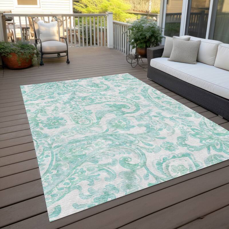 Machine Washable Indoor/ Outdoor Chantille Traditional Scroll Rug