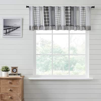 Sawyer Mill Black Patchwork Valance 19x90 - M