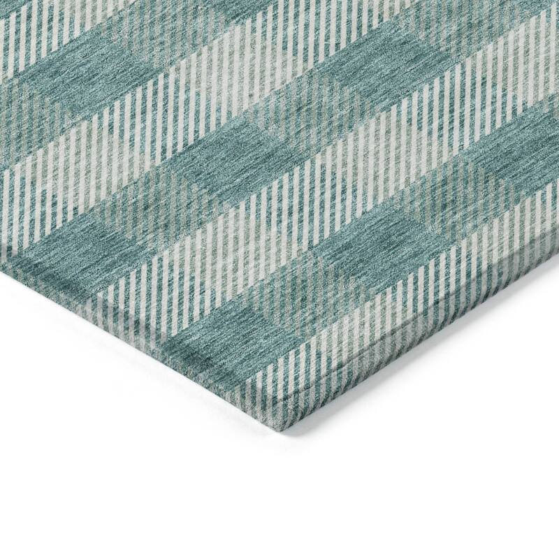 HomeRoots Plaid Transitional Rectangle Outdoor Rug