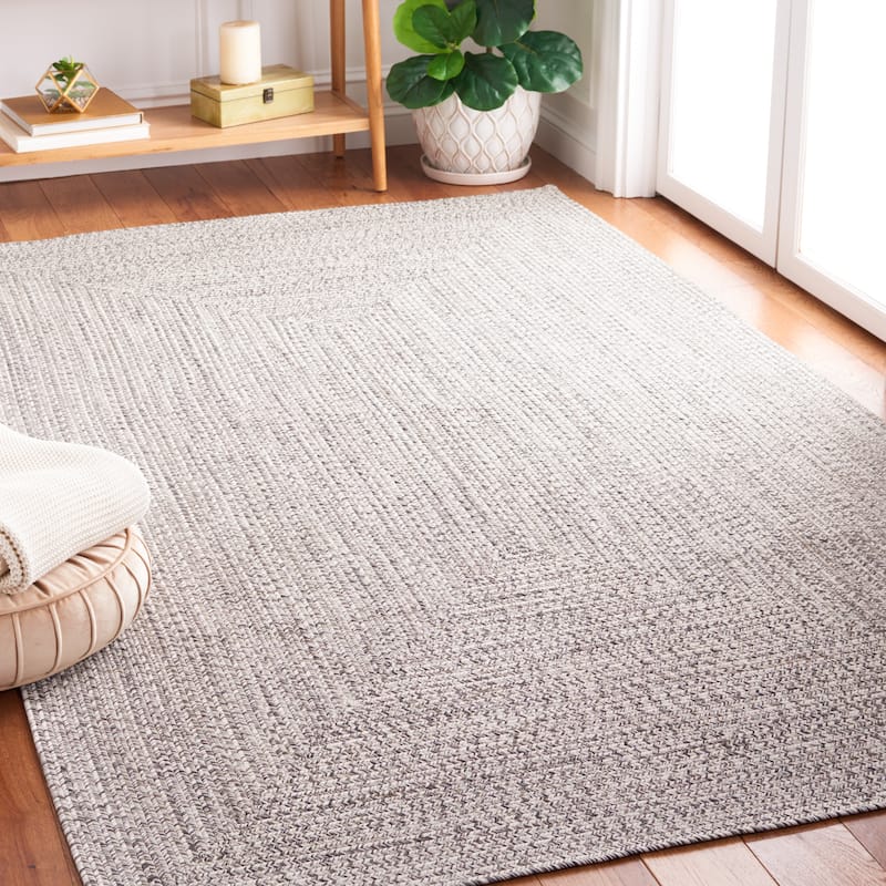 SAFAVIEH Handmade Braided Sakineh Casual Rug