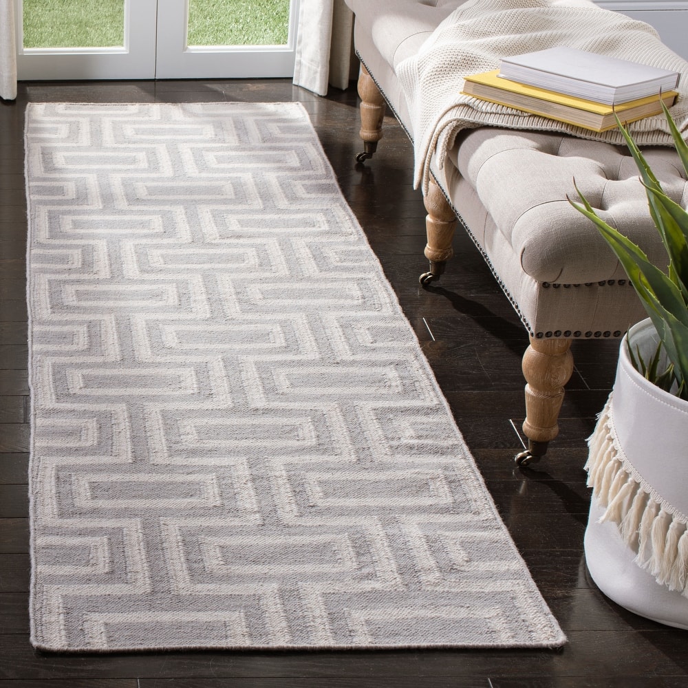 SAFAVIEH Handmade Flatweave Dhurries Iacobina Modern Moroccan Wool Rug