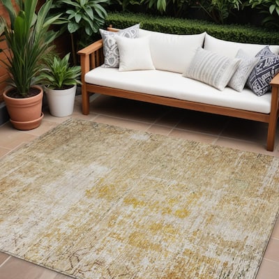 HomeRoots Geometric Transitional Rectangle Outdoor Rug
