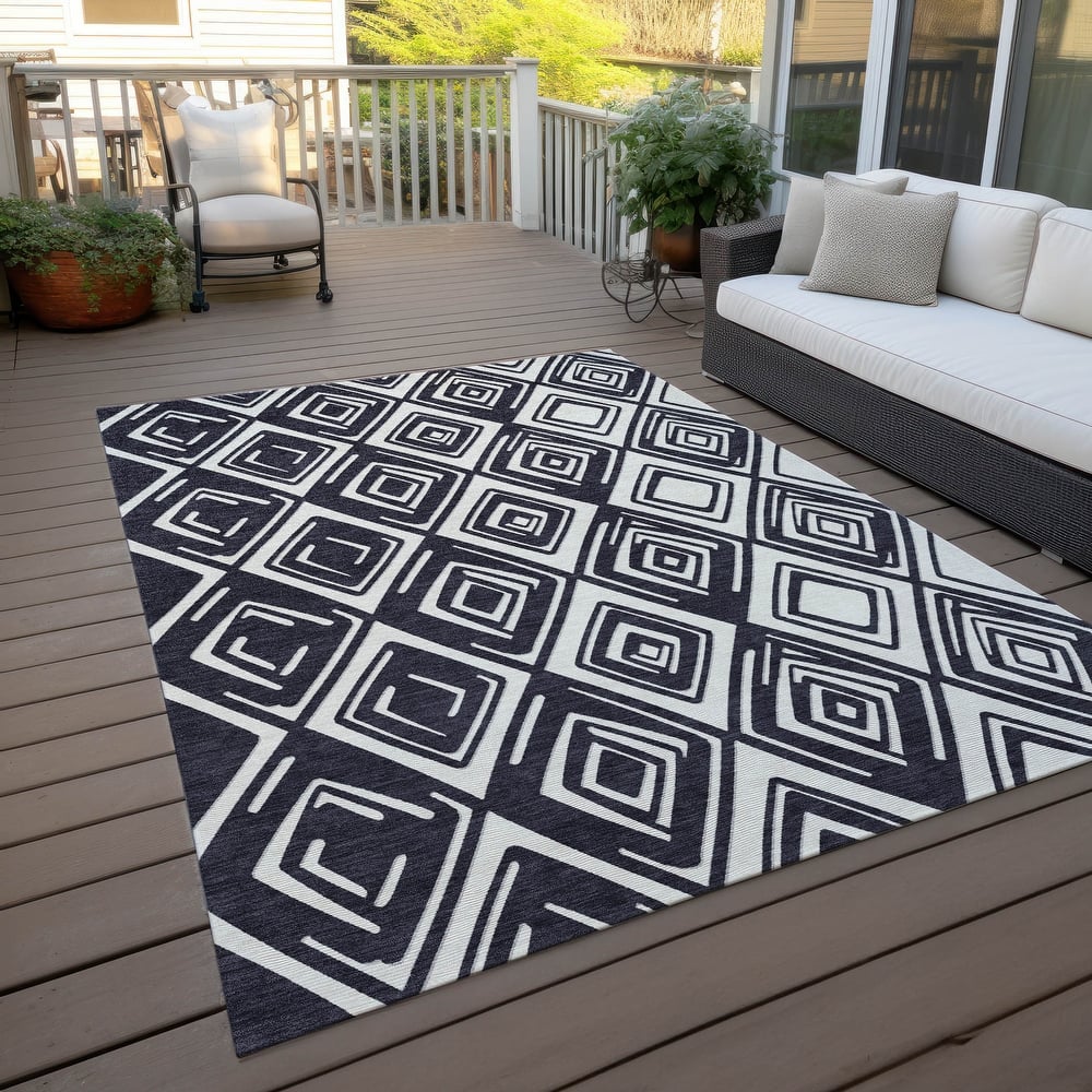 Machine Washable Indoor/ Outdoor Chantille Contemporary Diamonds Rug