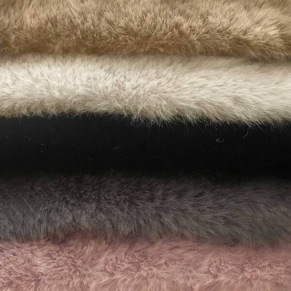 Luxe Faux Rabbit Fur Rectangular Rug 3' X 5'   - Taupe