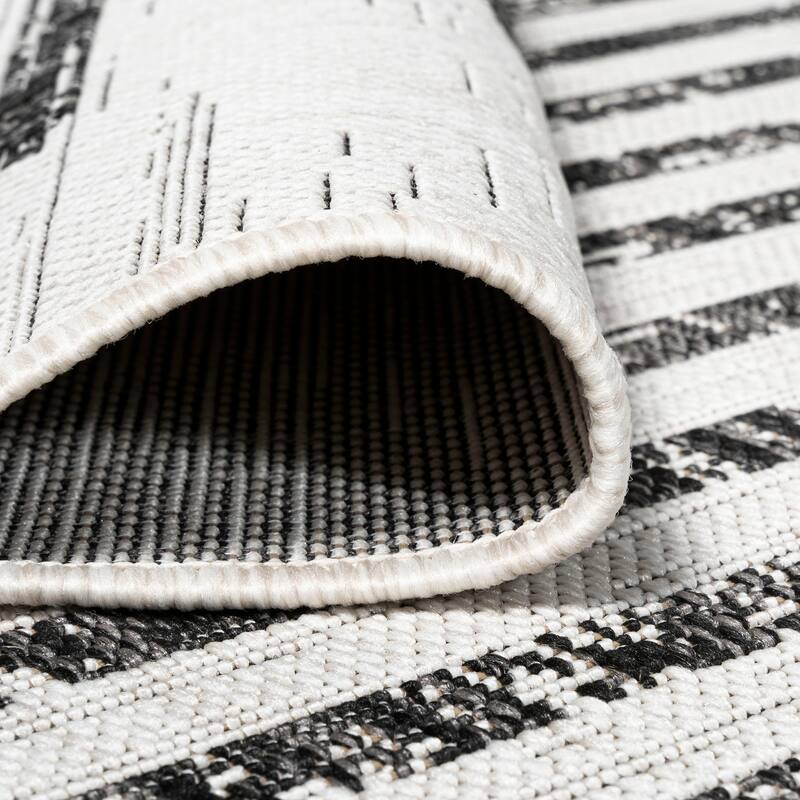 JONATHAN Y Colonia Berber Stripe Geometric Indoor/Outdoor Area Rug