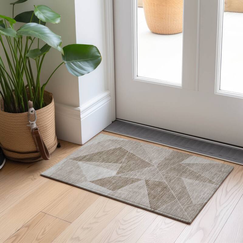 Machine Washable Indoor/ Outdoor Chantille Modern Mosaic Rug - Taupe - 1'8" x 2'6"
