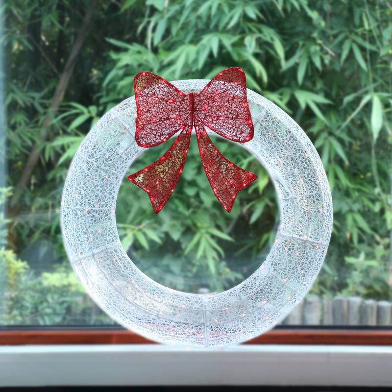 Pre-Lit Outdoor Christmas Wreath Decoration