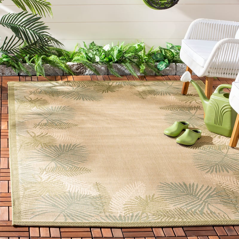 SAFAVIEH Courtyard Lawrie Indoor/ Outdoor Waterproof Patio Backyard Rug - 5'3" x 7'7" - Cream/Green