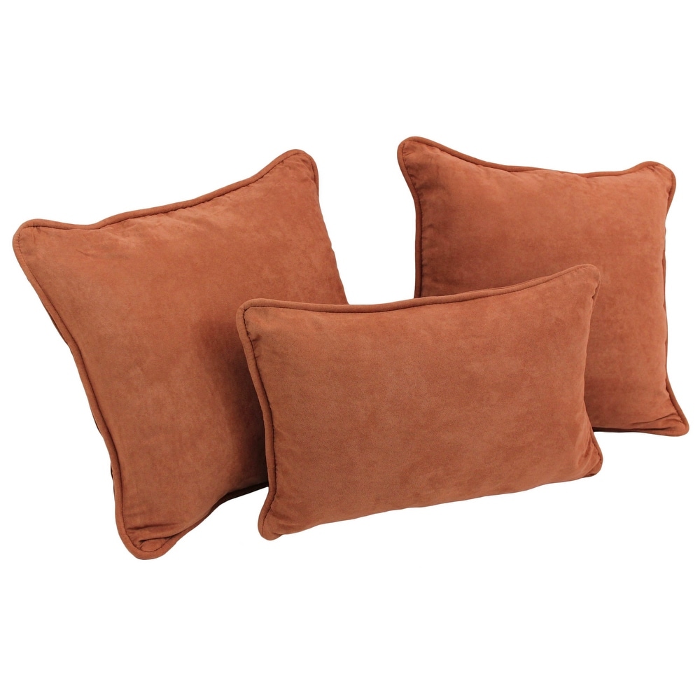 https://ak1.ostkcdn.com/images/products/is/images/direct/bf5de9f1f565db141b005e067150b49fff0f0a3a/Blazing-Needles-Delaney-3-piece-Indoor-Throw-Pillow-Set.jpg