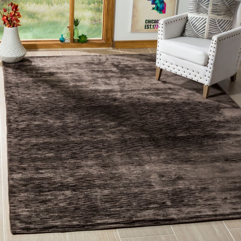 SAFAVIEH Handmade Mirage Anelija Modern Abstract Viscose Rug - 4' x 6' - Charcoal