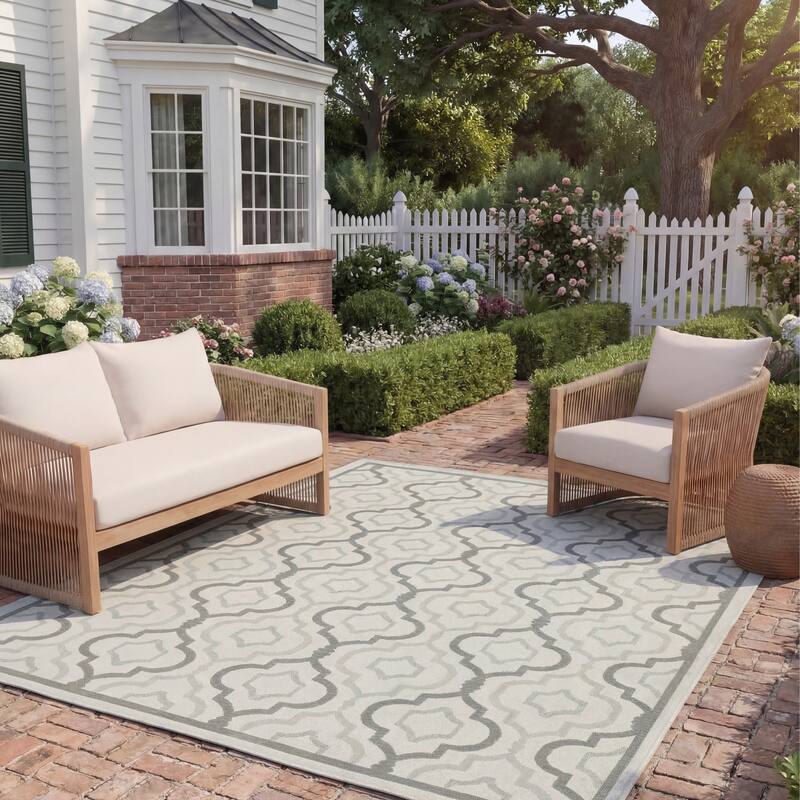 SAFAVIEH Courtyard Oyvor Indoor/ Outdoor Waterproof Patio Backyard Rug