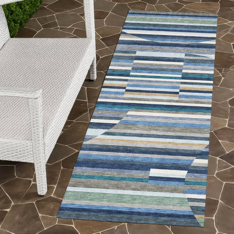 Machine Washable Indoor/ Outdoor Modern Cokedale Chantille Rug - Navy - 2'3" x 7'6"