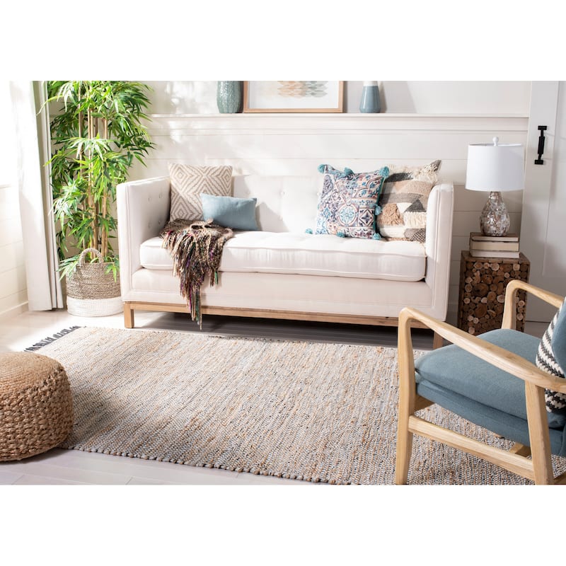 SAFAVIEH Handmade Anjela Leather Boho Stripe Area Rug