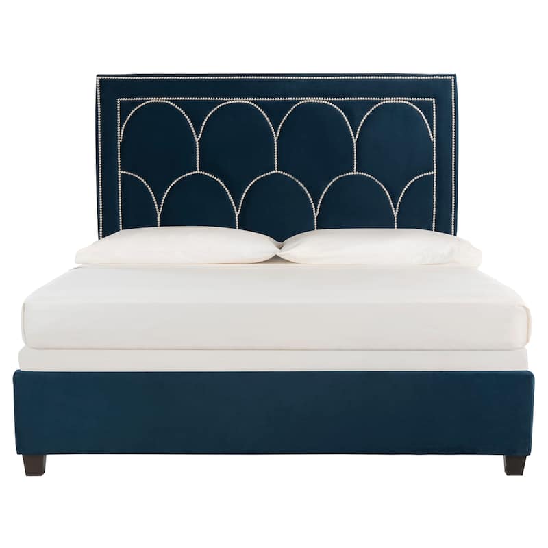 SAFAVIEH Moiriosa Bed