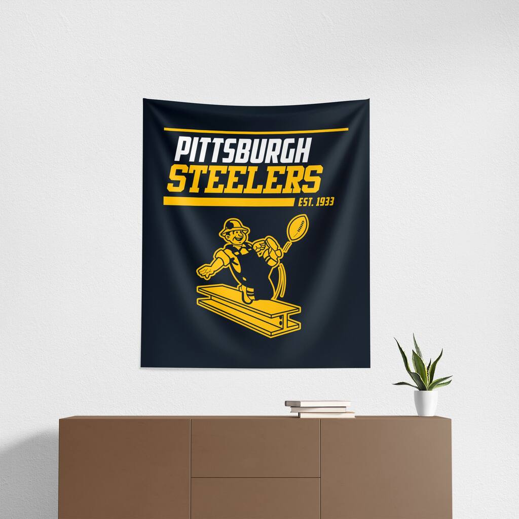 NFL Pittsburgh Steelers 40 YD Dash Legacy Wall Hanging - 34"x40"