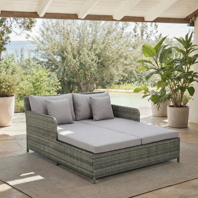 SAFAVIEH Outdoor Taniyah Wicker Daybed with Pillow & Cushions - 53W x 28D x 62H - Grey/Grey