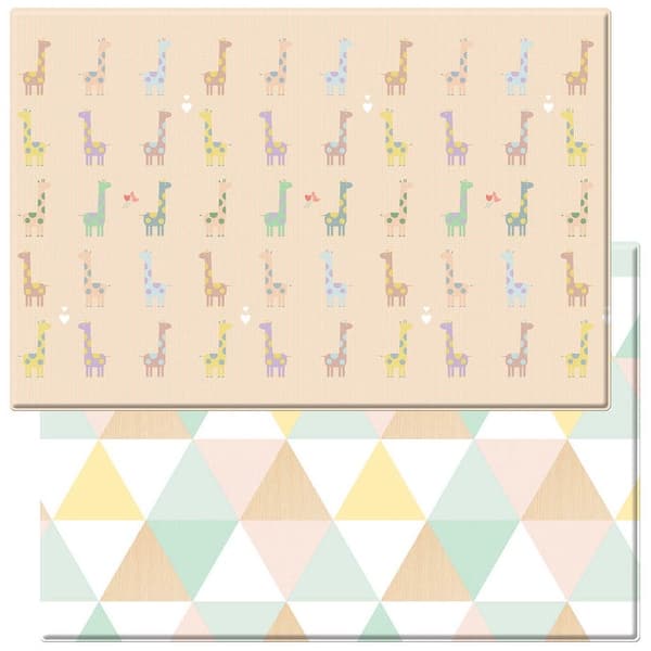 slide 1 of 1, Giraffe In Love Playmat - 82.5in L X 55in W