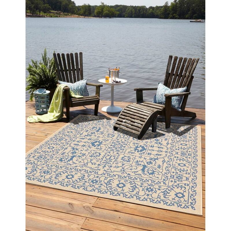 Outdoor Turgh Collection Area Rug