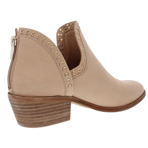 prafinta vince camuto