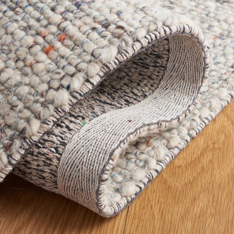 SAFAVIEH Handmade Vermont Larissa Wool Rug