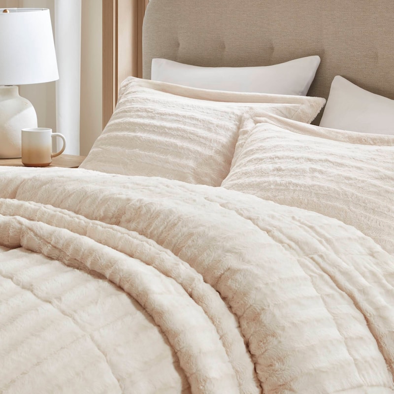 Madison Park York Faux Fur Comforter Mini Set