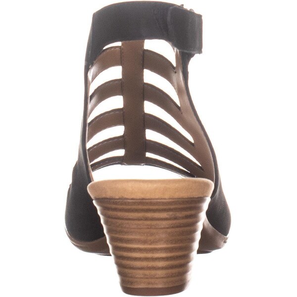 clarks valarie shelly heeled sandals