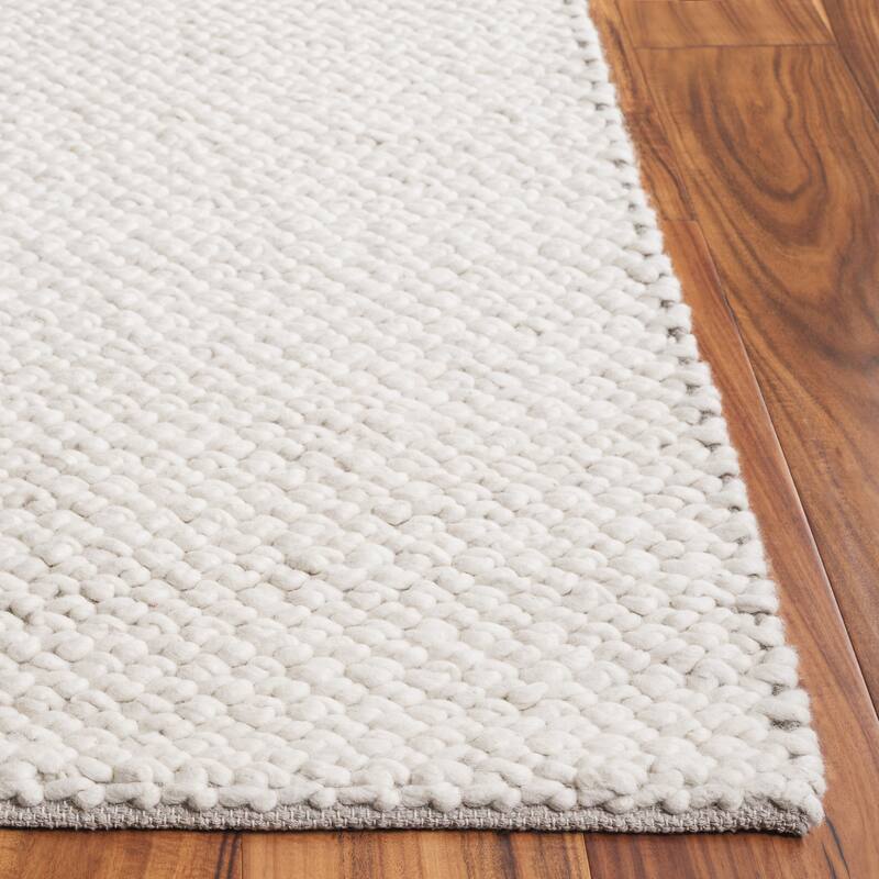 SAFAVIEH Hand-Loomed Natura Toshka Transitional Wool Rug