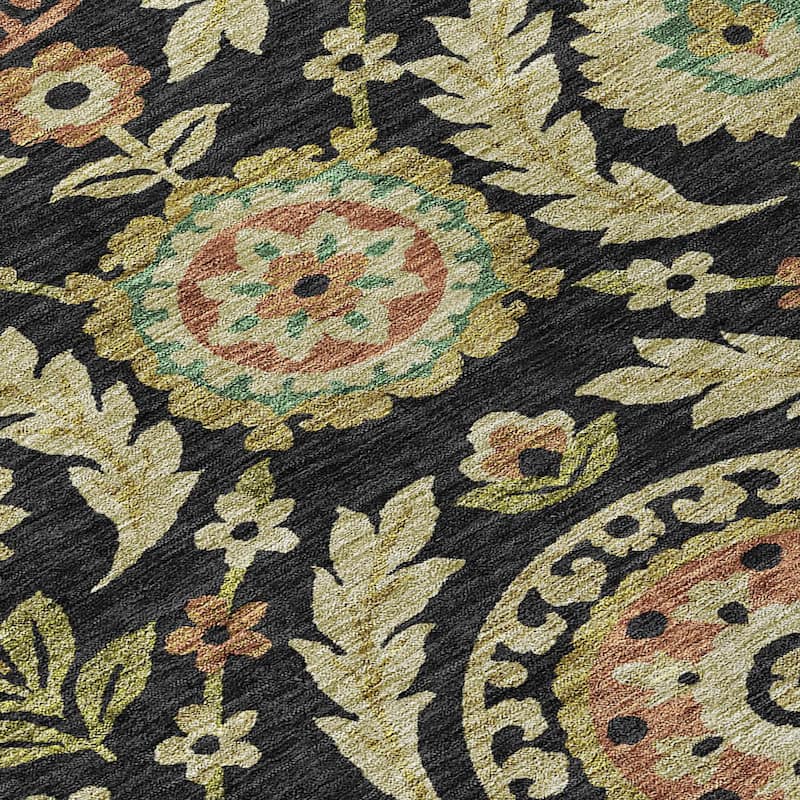 Machine Washable Indoor/ Outdoor Chantille Boho Suzani Rug